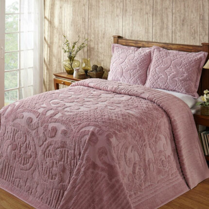 Full size 100-Percent Cotton Chenille Bedspread in Pink - Machine Washable