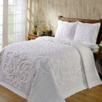 Queen size 3-piece 100-Percent Cotton Chenille Bedspread in White with Shams