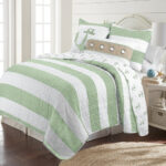 3 Piece Nautical Stripped/Anchors Reversible Microfiber Quilt Set Green, Full/Queen