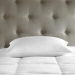 Goose Down Hotel Pillow for Back Sleepers (Hypoallergenic) - beddingbag.com