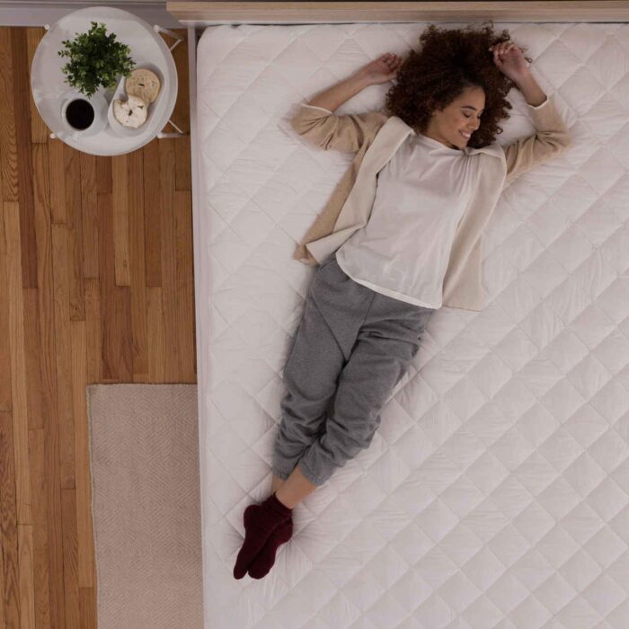 Intelli-Pedic One Down Alternative Waterproof Mattress Pad (Hypoallergenic) - beddingbag.com