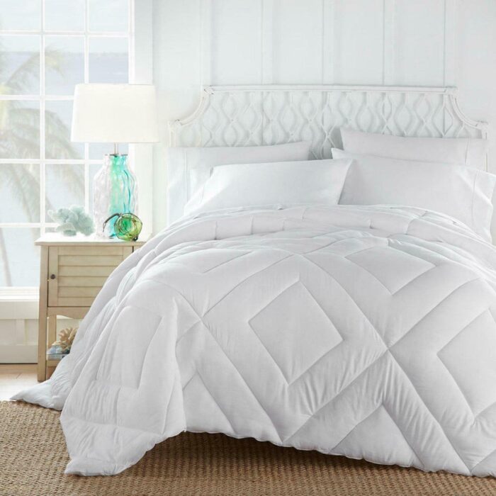 All Season Down Alternative Oversized Comforter (Hypoallergenic) - beddingbag.com